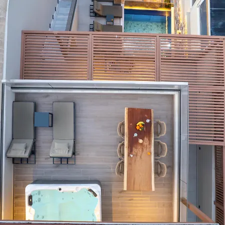 Nicole - Private Pool & Rooftop Jacuzzi Вілла Херсонісос