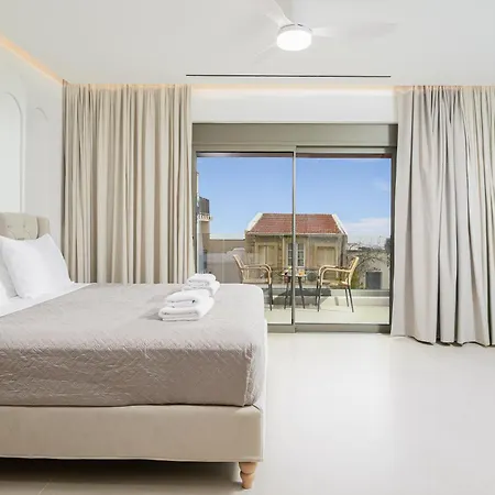 Nicole - Private Pool & Rooftop Jacuzzi Villa Hersónissos