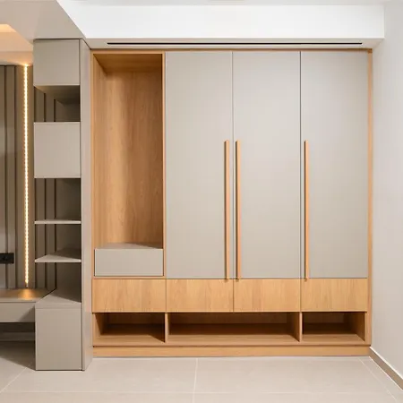 Nicole - Private Pool & Rooftop Jacuzzi * Hersónissos