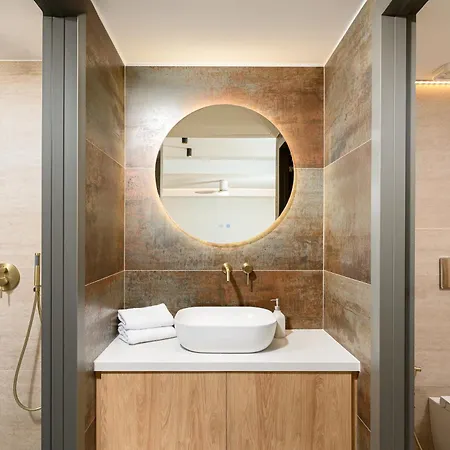 Nicole - Private Pool & Rooftop Jacuzzi * Hersónissos