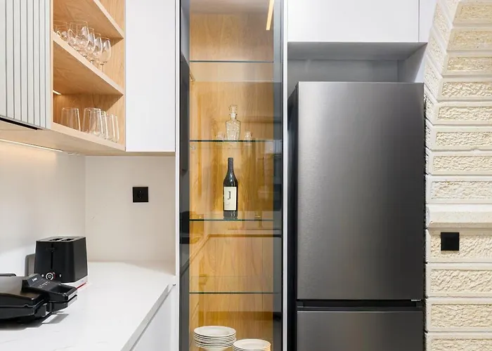 Nicole - Private Pool & Rooftop Jacuzzi Villa Chersonissos